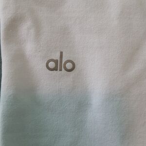 Alo Cropped Leggings